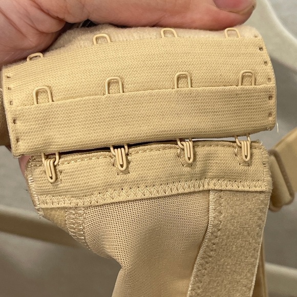 Cacique Boost Plunge Bra Nude Beige Size 46C - Picture 9 of 10